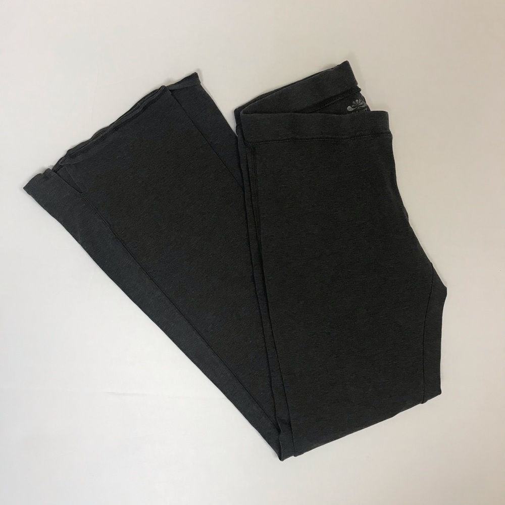 Women’s Grey Old Navy Yoga Pant Size Small